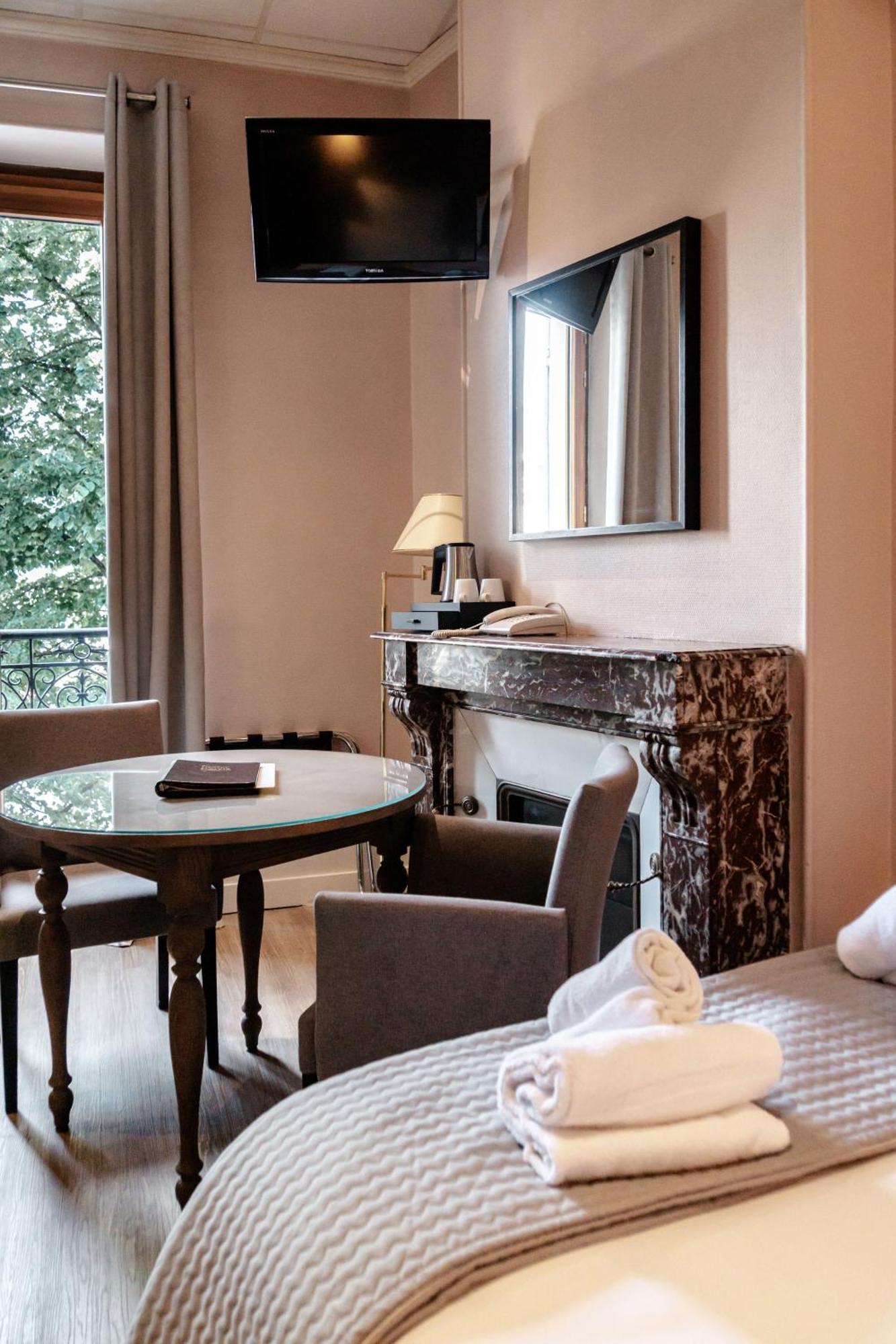 Hotel Gallia Aix-les-Bains Esterno foto